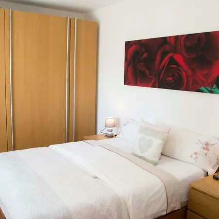 Apartment Gloria